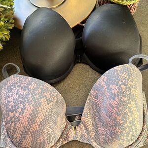 Victoria’s Secret/ PINK Bras 32DD